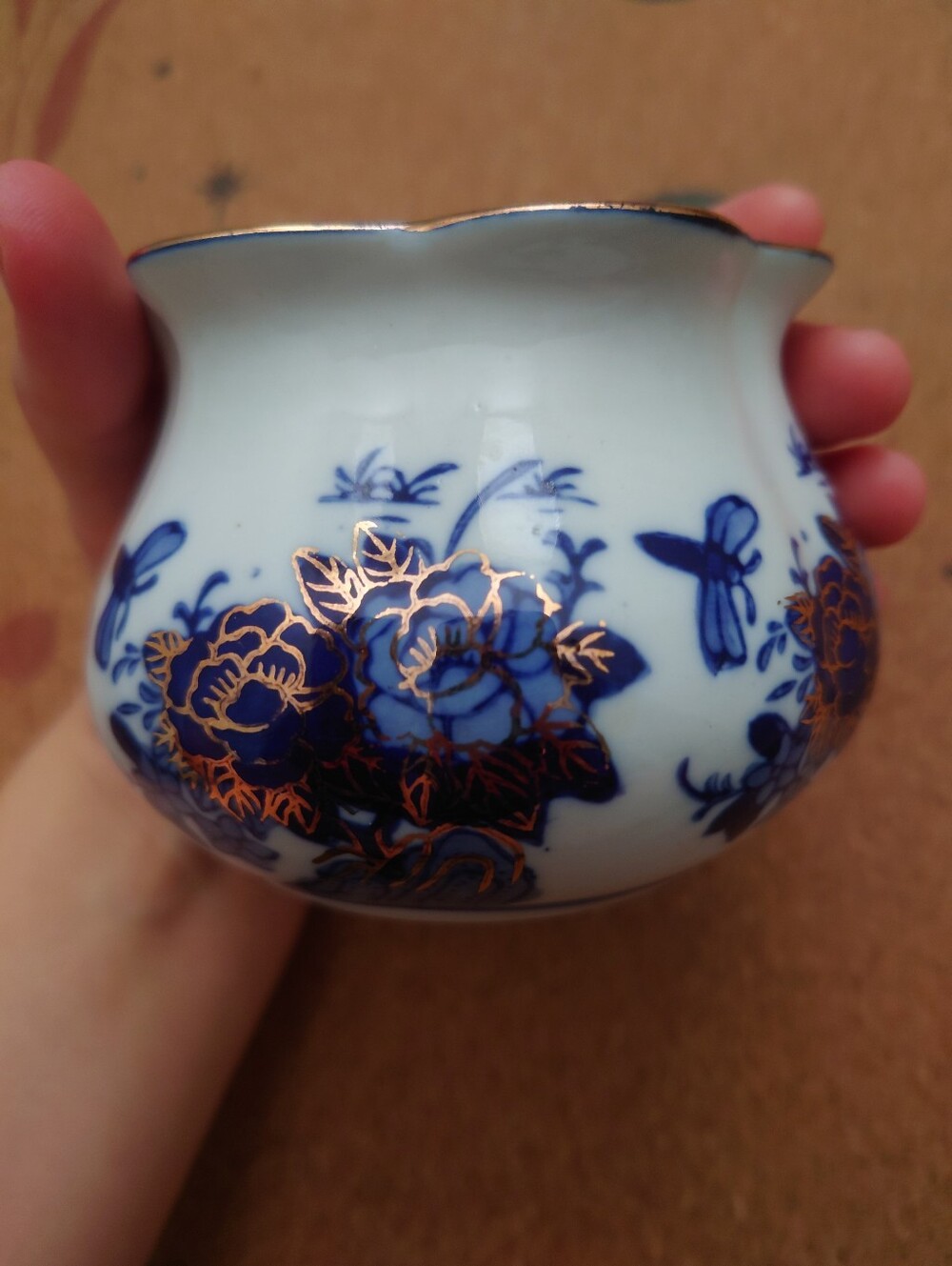 Hand-Painted Floral Porcelain Vase in White and Blue with Gold Accents